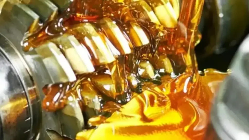 hydraulic fluid for hydraulic hoses flow