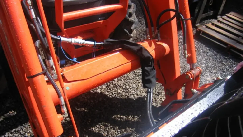 hydraulic hose holder for tractor