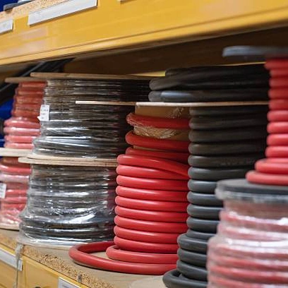 China Red Hydraulic Hose Supplier