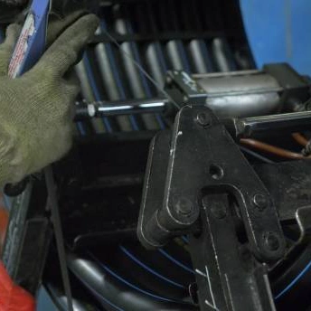 Suction and Return Line 1 14 Hydraulic Hose
