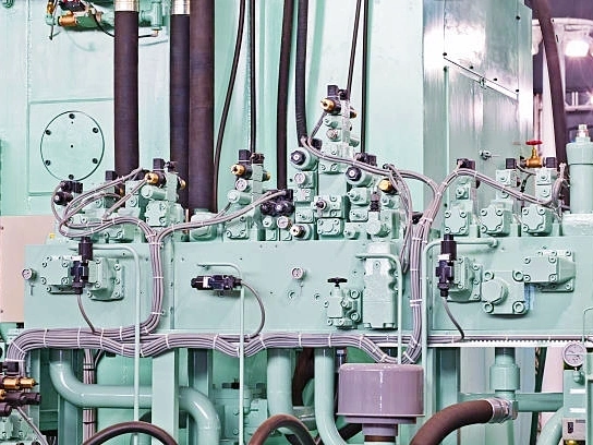 What is the Difference Between Hydraulic Hose and Industrial Hose