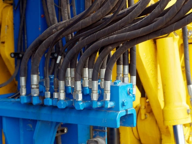 What Are the Parts of a Hydraulic Hose