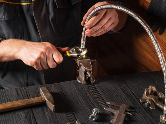 What is the Best Tool to Cut Stainless Steel With