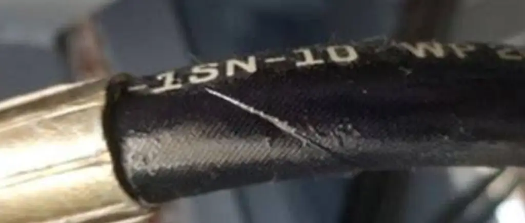 hydraulic hose daily maintenance